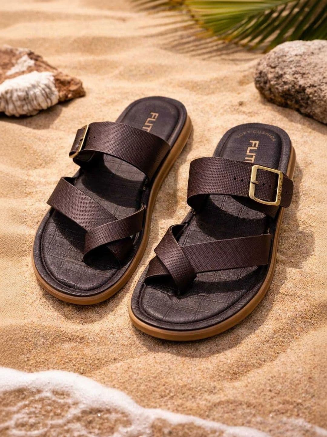FLITE Men Rubber Flip Flops - view 1