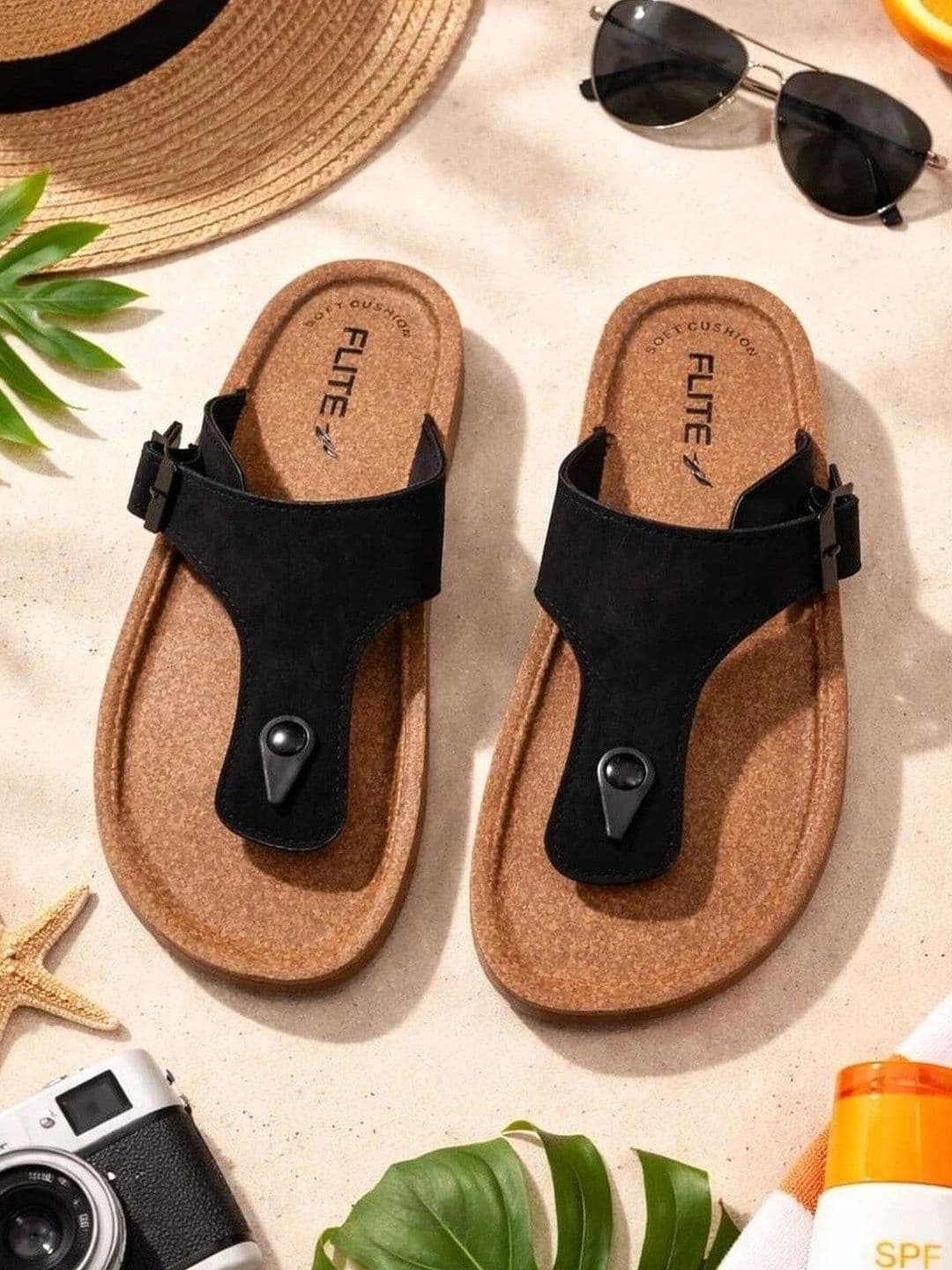 FLITE Men Rubber Flip Flops - view 1