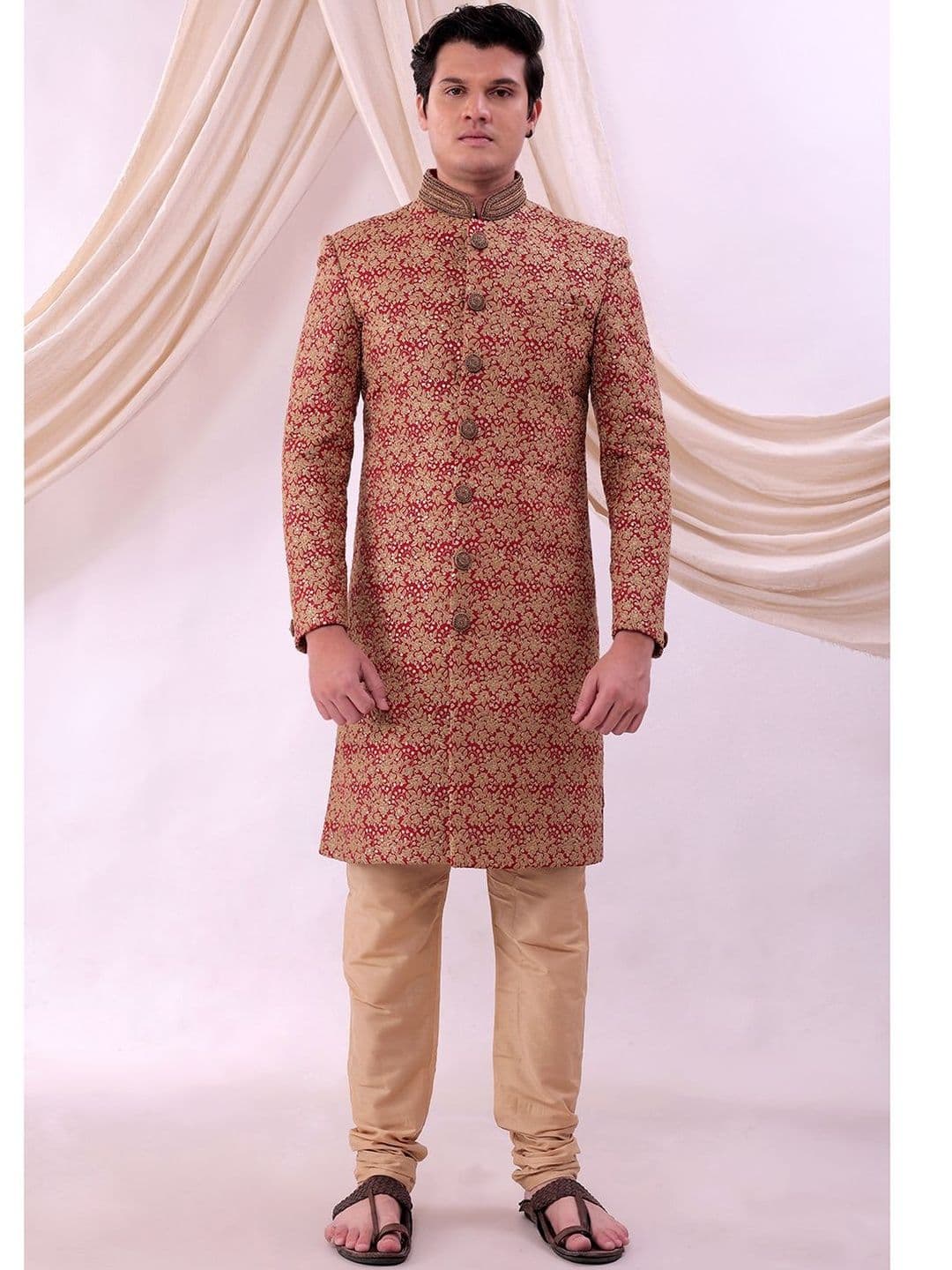 Desibutik Embroidered Mandarin Collar Sherwani - view 1