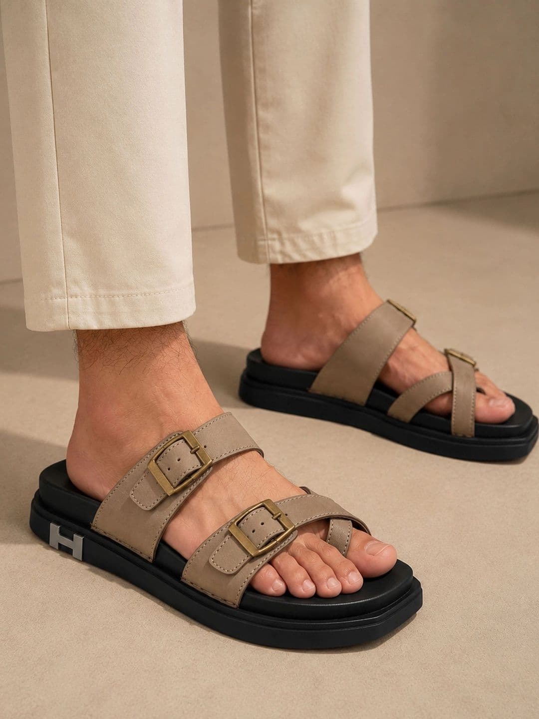 Layasa Men Sliders - view 1