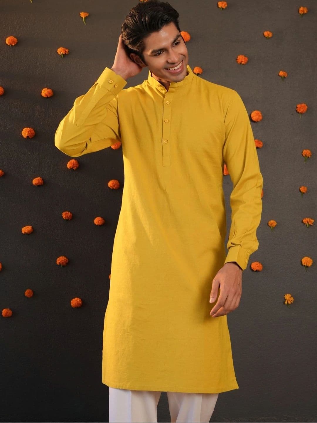 Anouk Men Pure Cotton Solid Knee Length Straight Kurta - view 1