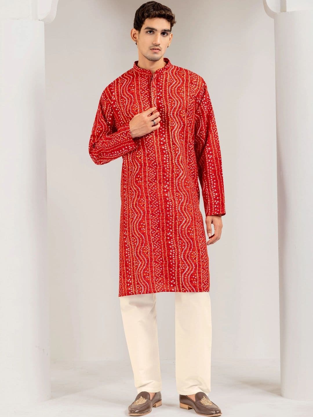 ADHIRAJAN Men Bandhani Printed Kurta - view 1