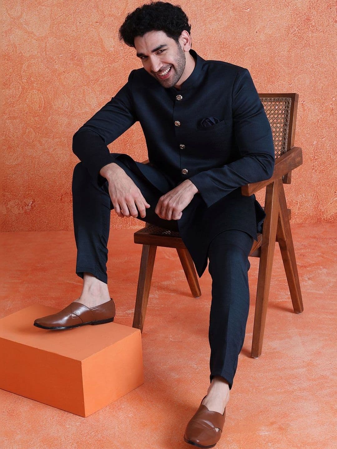 KISAH Mandarin Collar Knee Length Sherwani - view 1