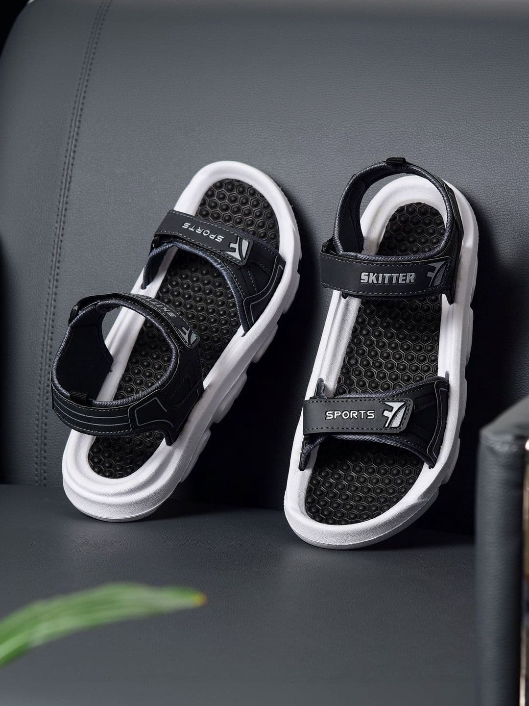 skitter Men Sandals - view 1
