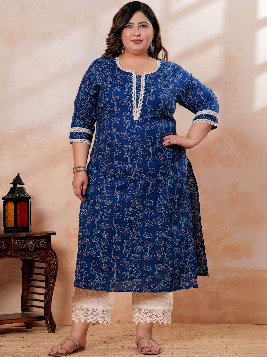 Wilshire Women Floral Printed Floral Kurta - view 1