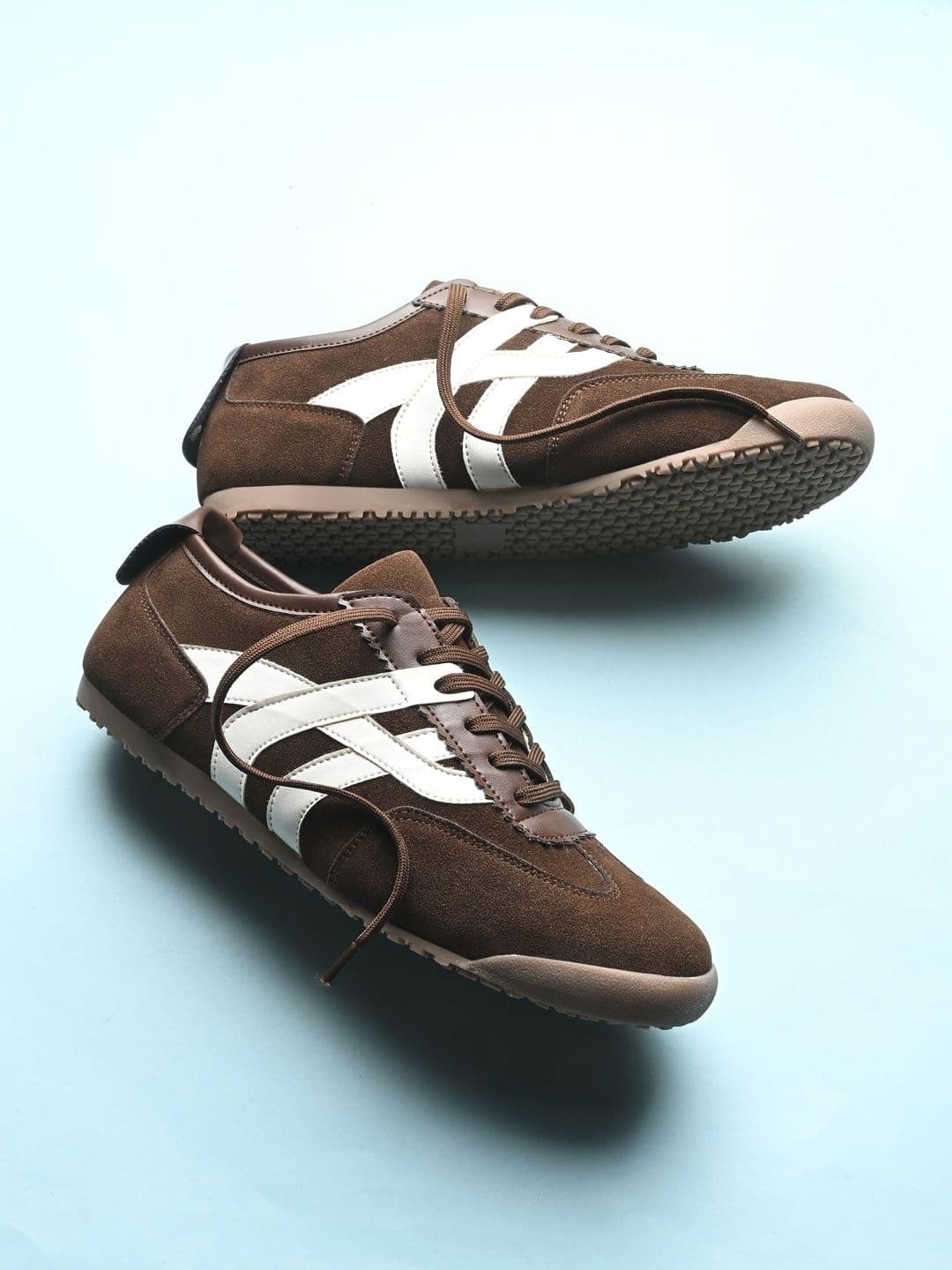 AfroJack Men Colourblocked Sneakers - view 1