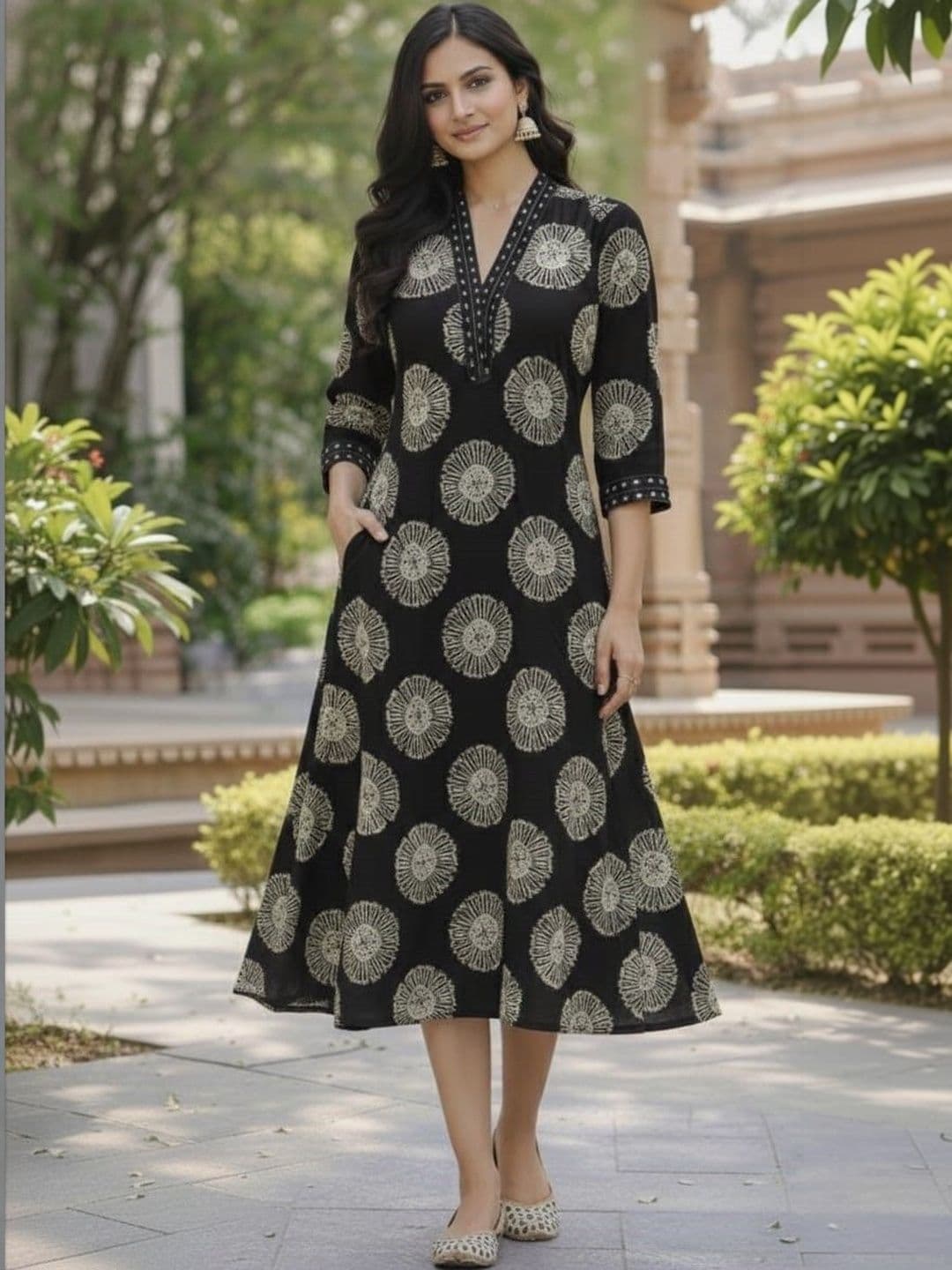Chaukas Floral Printed Kurta - view 1