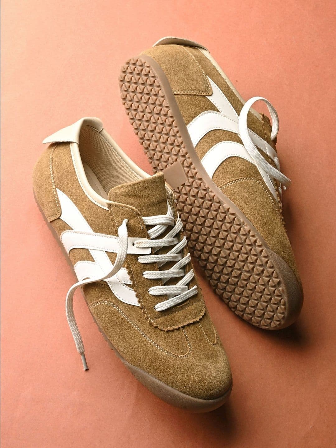 AfroJack Men Colourblocked Sneakers - view 1