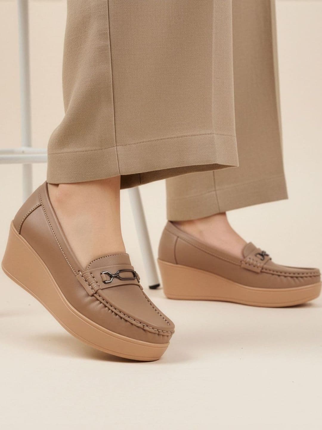 VENDOZ Women Loafers - view 1