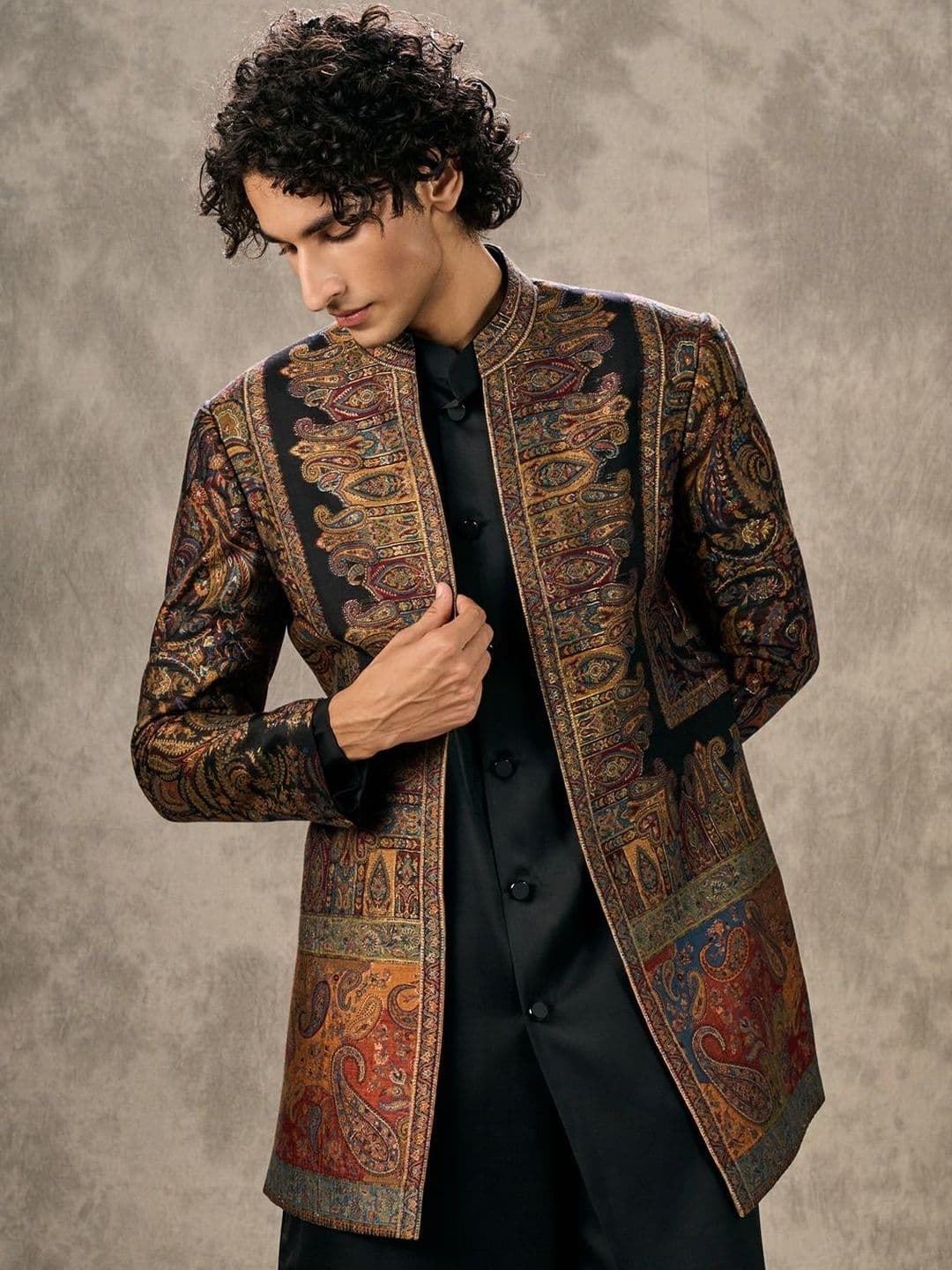 Twamev Men Printed Mandarin Collar Sherwani Set - view 1