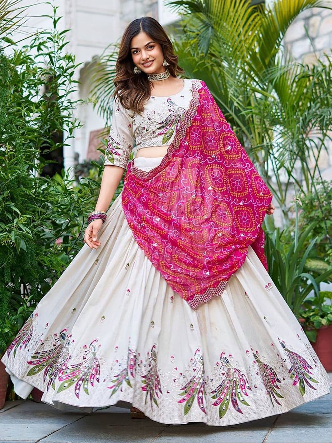 SIDDESHWARY FAB Embroidered Sequinned Semi-Stitched Lehenga & Blouse With Dupatta - view 1