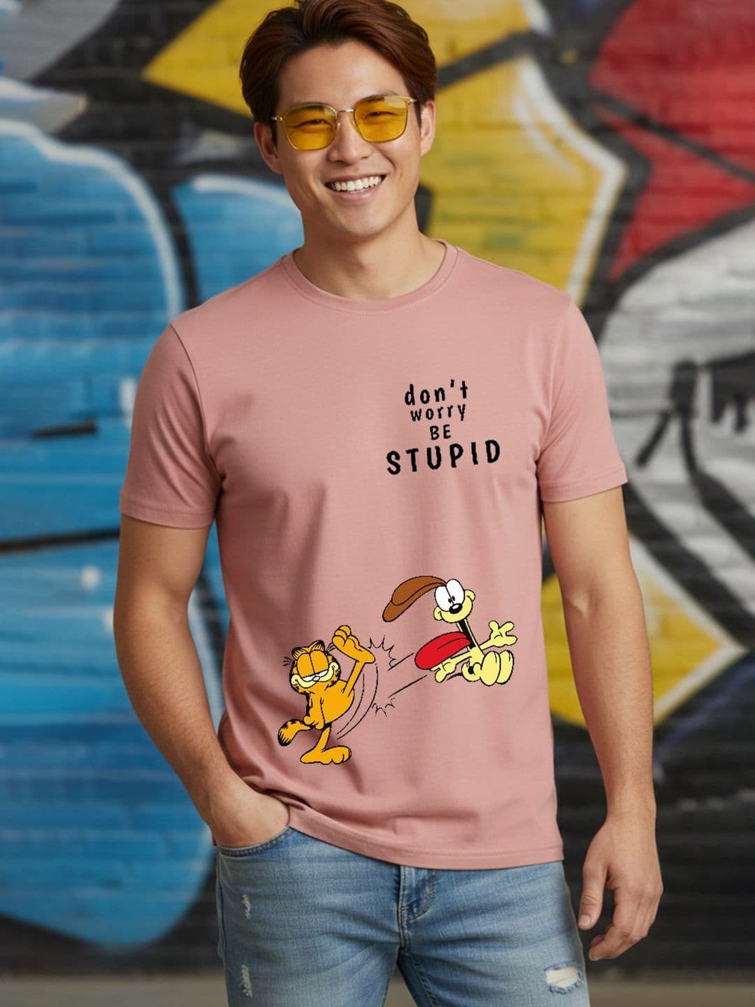 Greylongg Men Garfield Printed T-shirt - view 1
