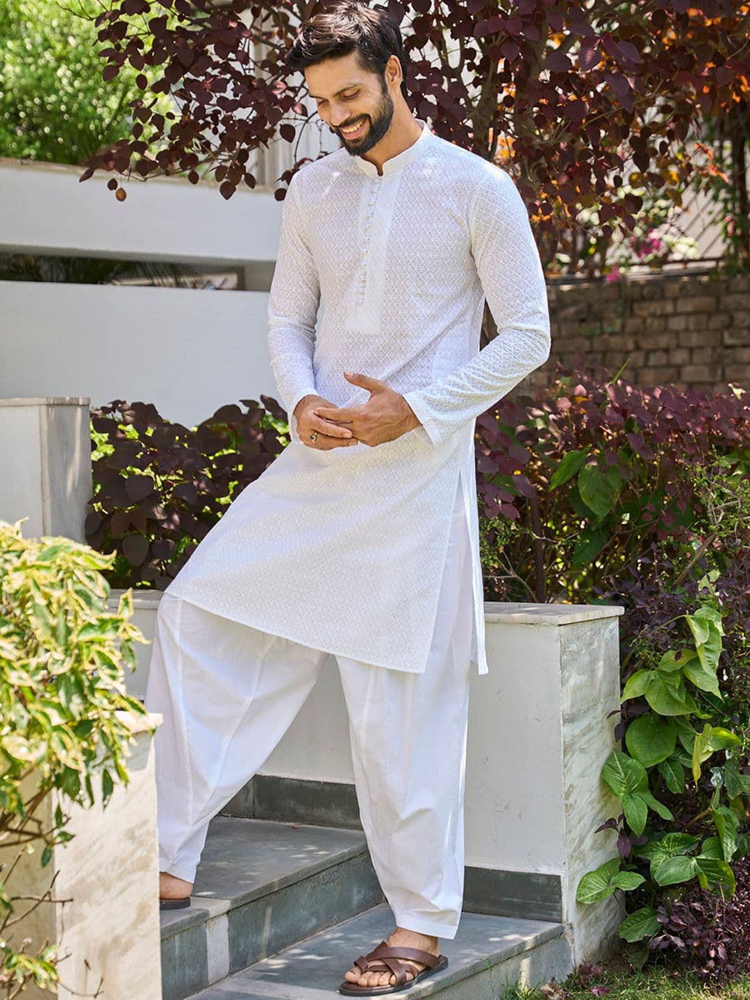 See Designs Men White Pure Cotton Chikankari Embroidered Straight Kurta - view 1