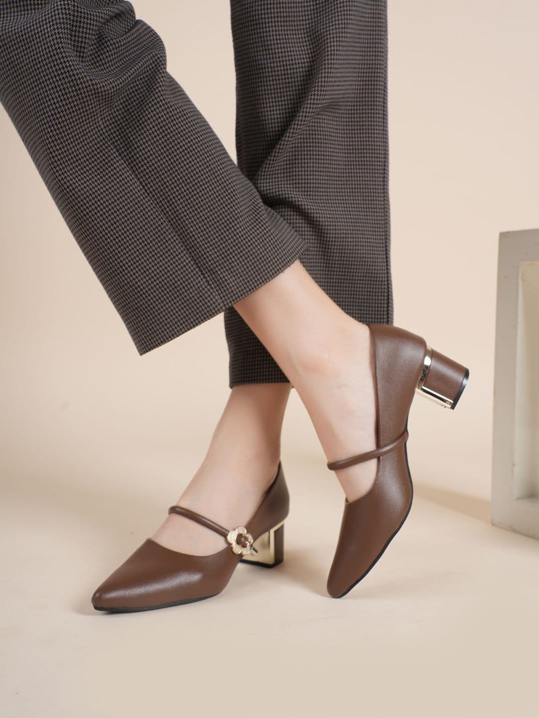 Lavie Work Block Pumps - view 1