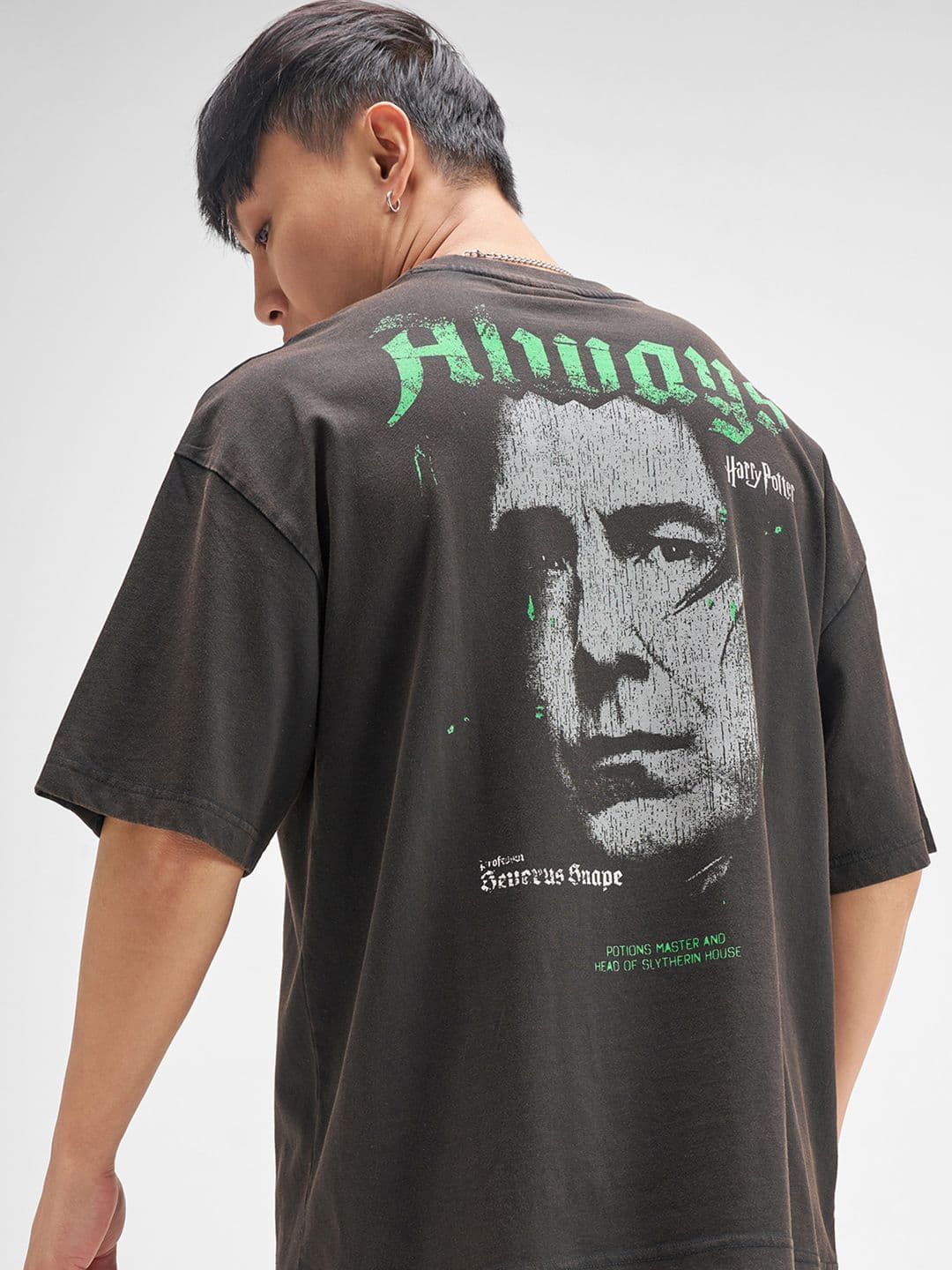 HIGHLANDER Warner Bros Harry Potter Men Round Neck Oversized Drop Shoulder Tshirt - view 1