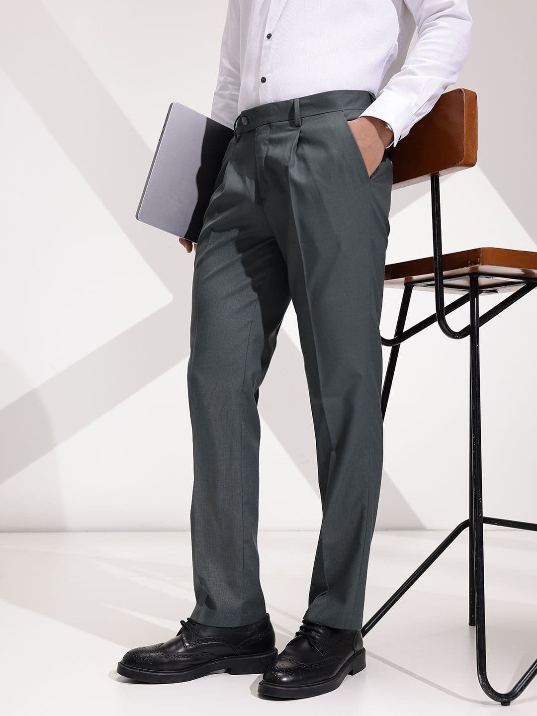 INVICTUS Men Pleated Formal Trousers - view 1