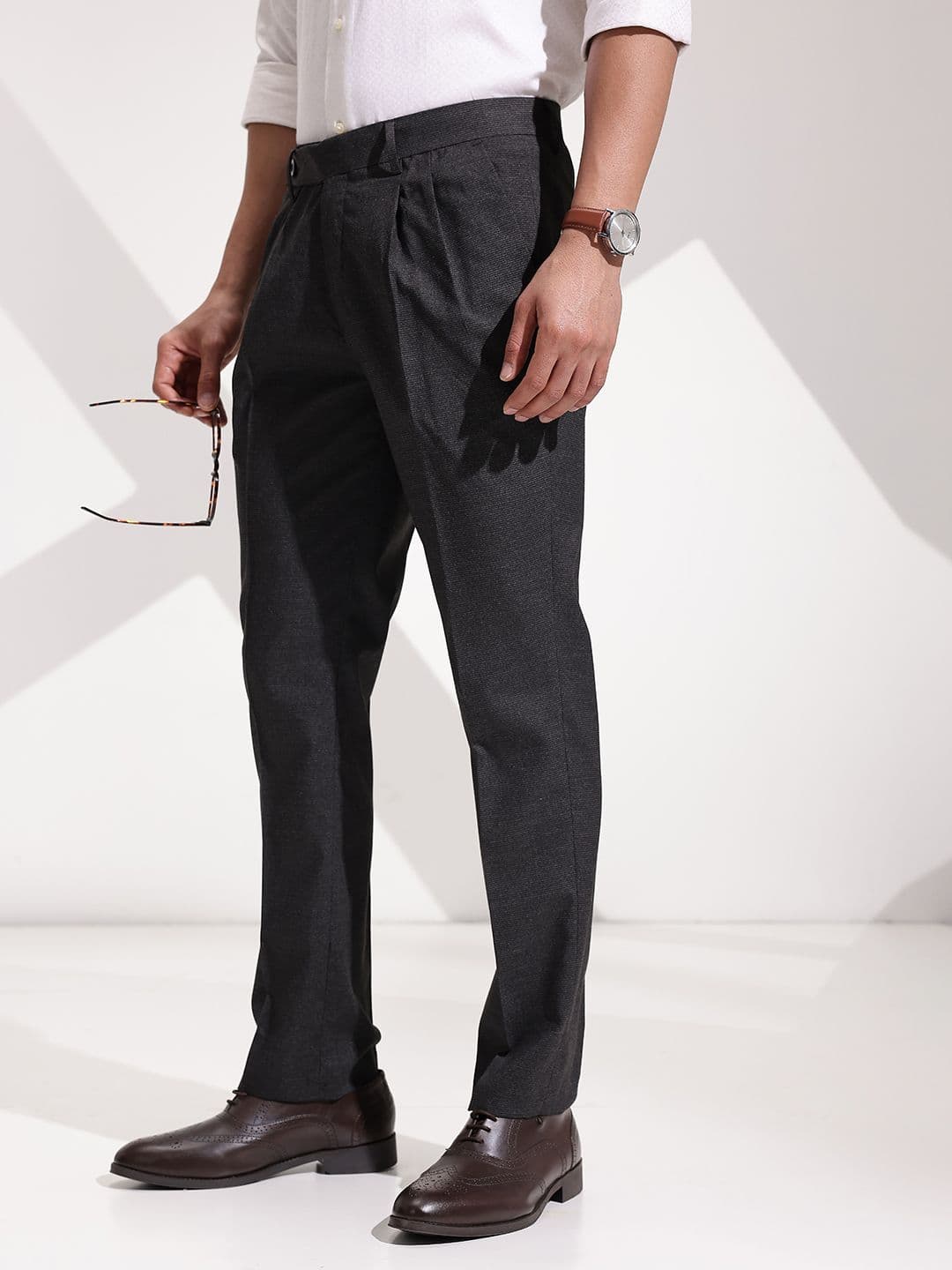 INVICTUS Men Self-Design Pleated Formal Trousers - view 1
