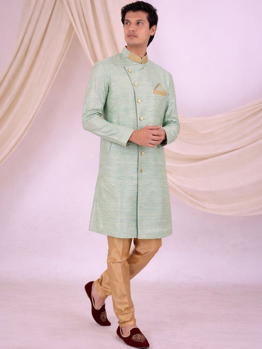 Desibutik Floral Woven Design Mandarin Collar Sherwani With Pyjama - view 1