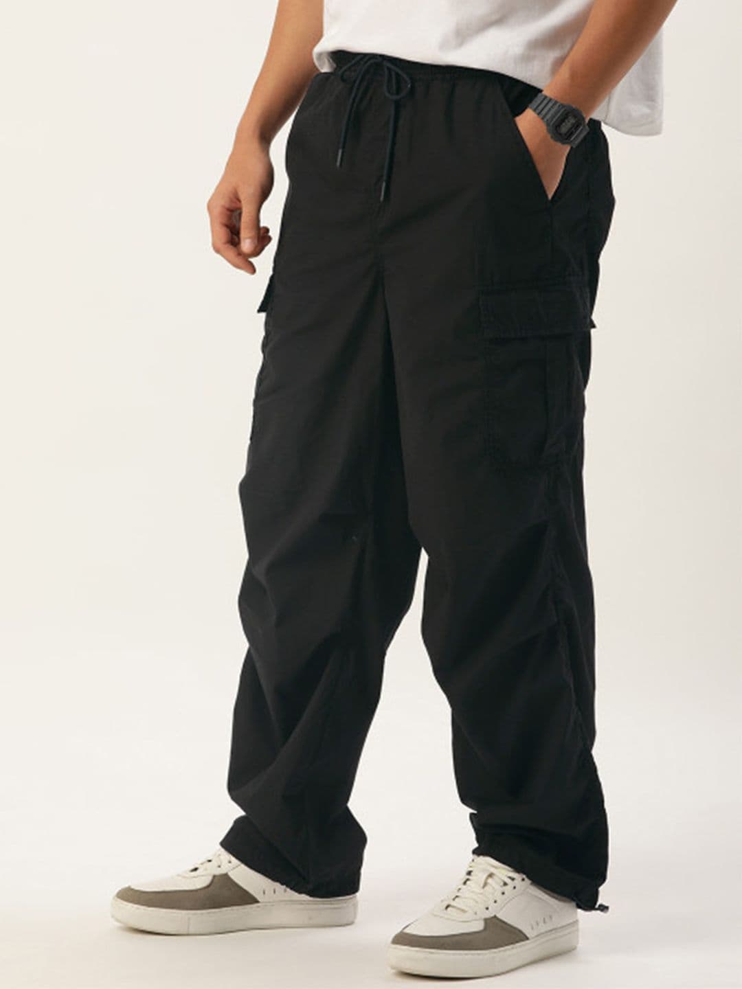 Bene Kleed Men Black Parachute Fit Pure Cotton Cargos Trousers - view 1