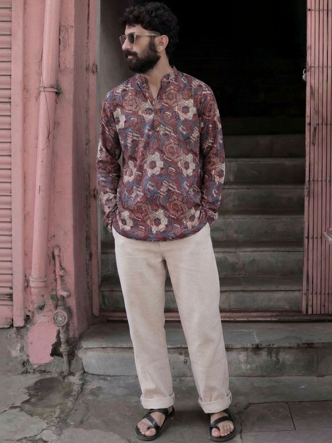 KISAH Men Printed Blended Short Kurta - view 1