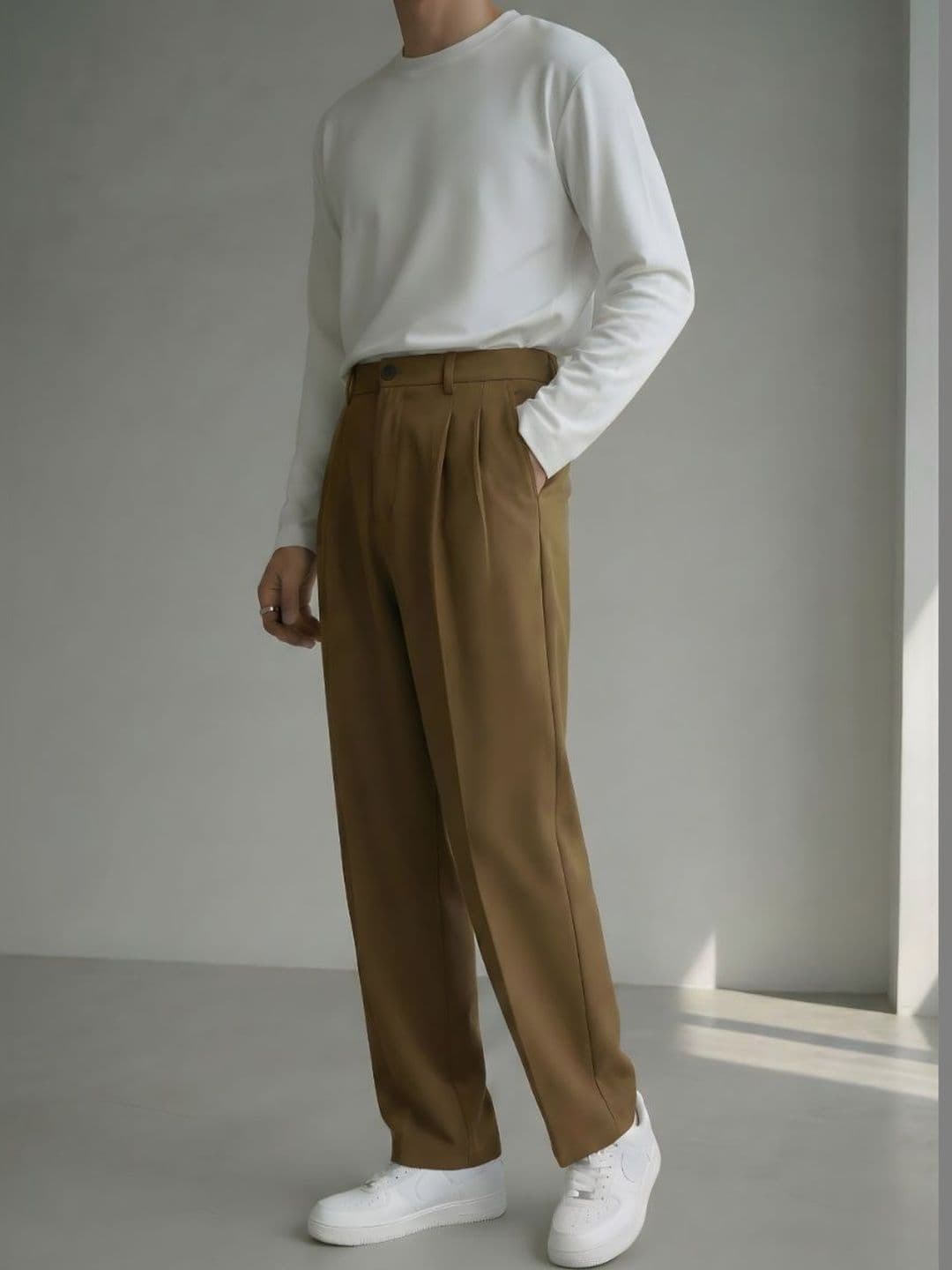 INDICLUB Men Relaxed Straight Leg Loose Fit Easy Wash Pleated Trousers - view 1