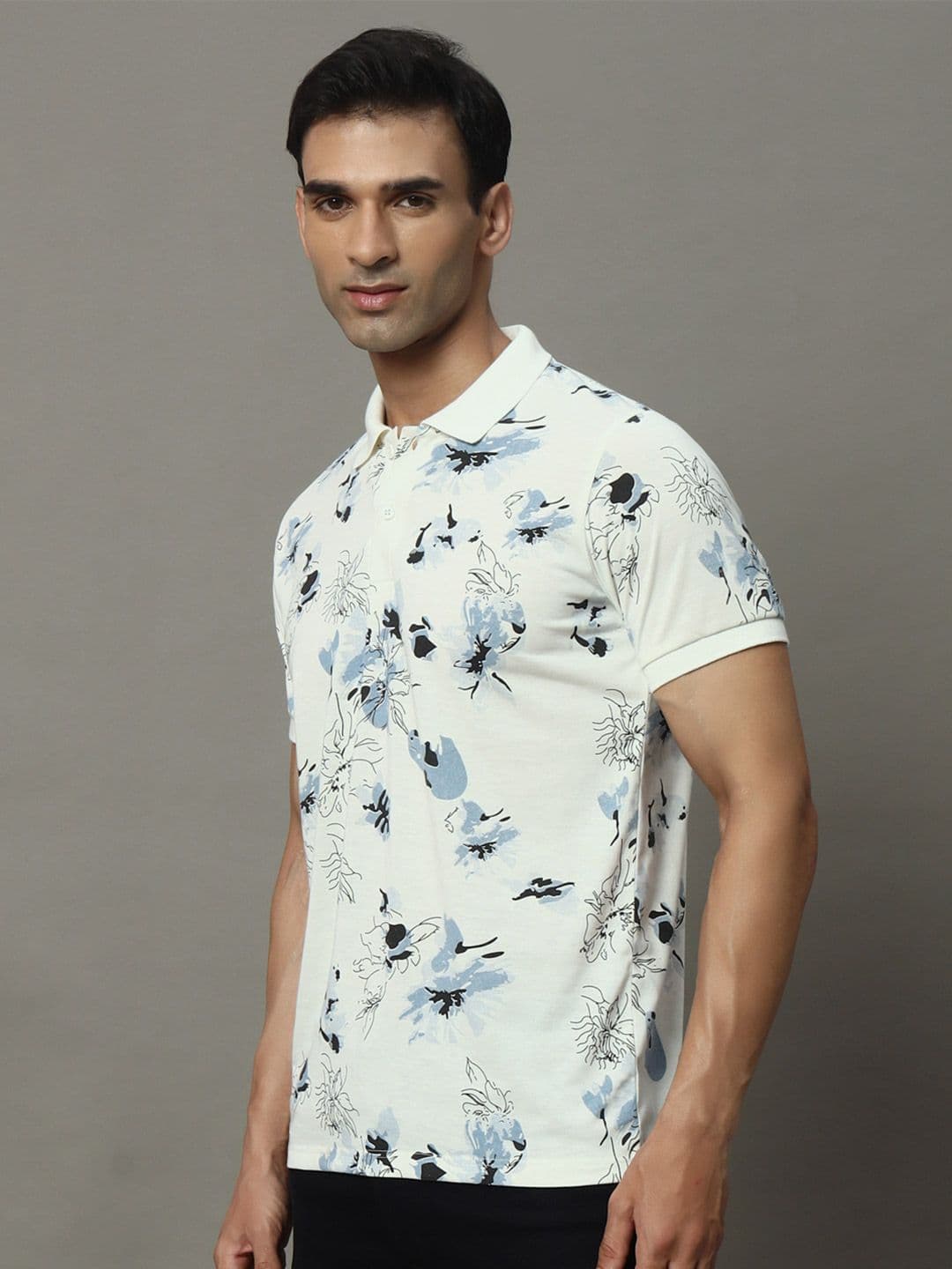 OAKWYN Men Floral Printed Polo Collar T-shirt - view 1