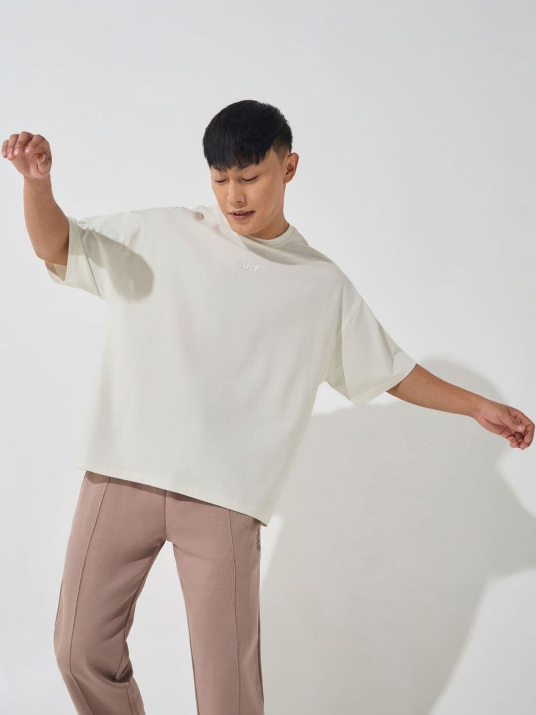 CULT Men's Off-White Soft Form Oversized T-shirt - view 1