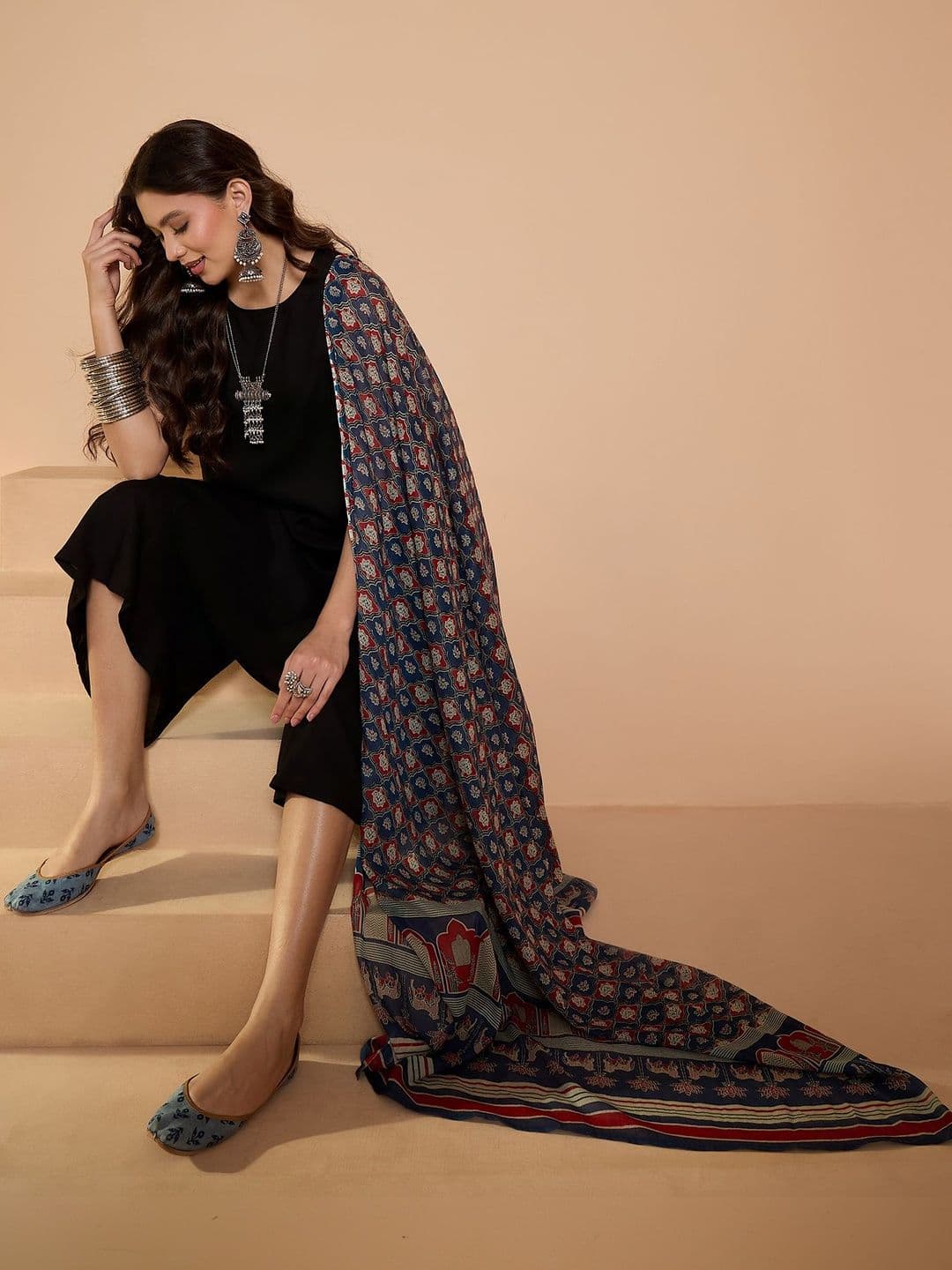 InWeave Ethnic Motifs Printed Block Print Dupatta - view 1