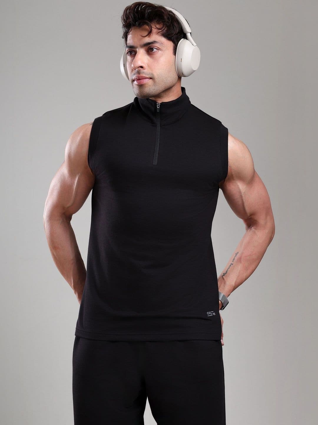 GROW Men Quarter Zip Pullover Half Zip Sleeveless Sweater Gym Vest T-Shirt - view 1