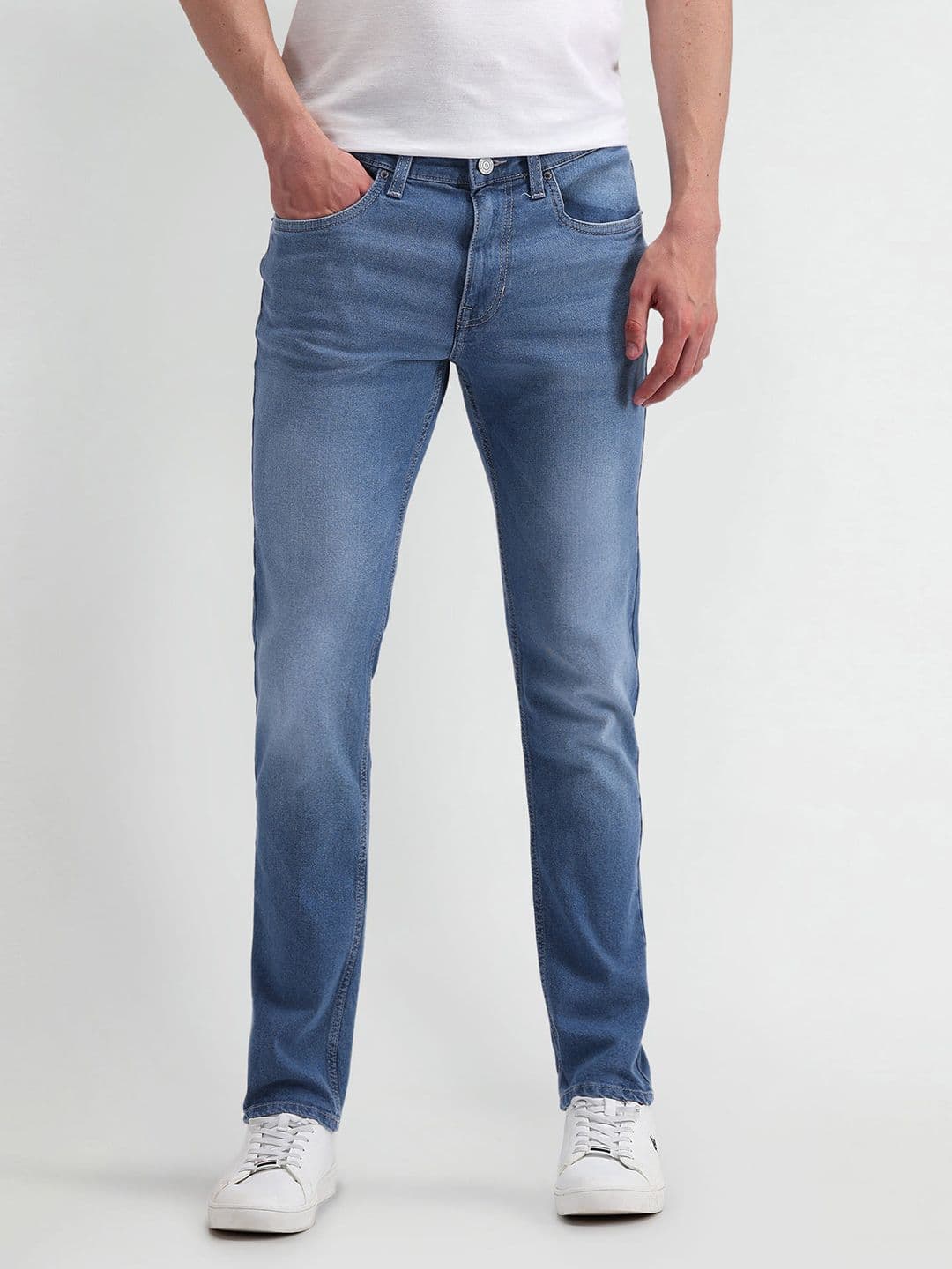 U.S. Polo Assn. Men Classic Heavy Fade Mid-Rise Jeans - view 1