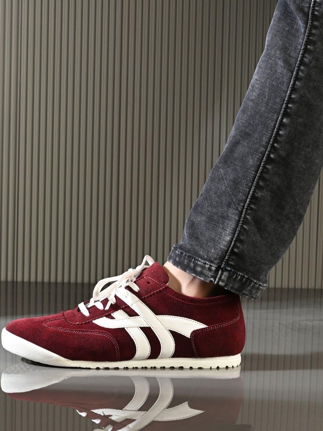 The Roadster Lifestyle Co Men Round Toe Sneakers Casual Shoes - view 1