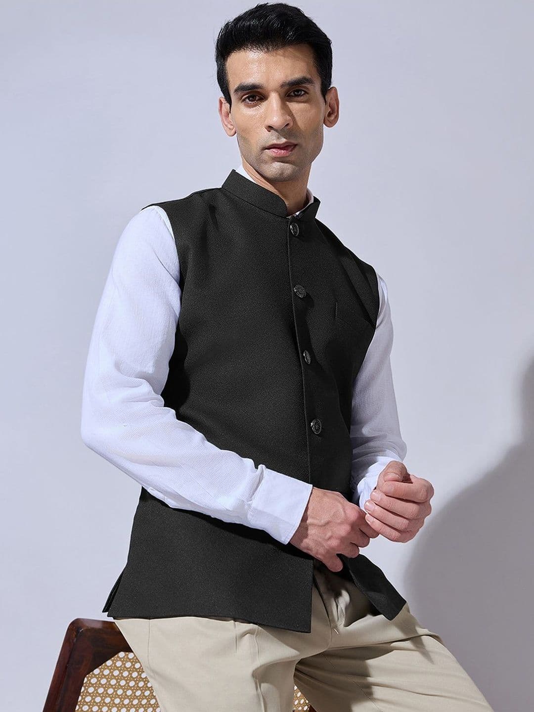 SHOWOFFFF Mandarin Collar Sleeveless Nehru Jacket - view 1