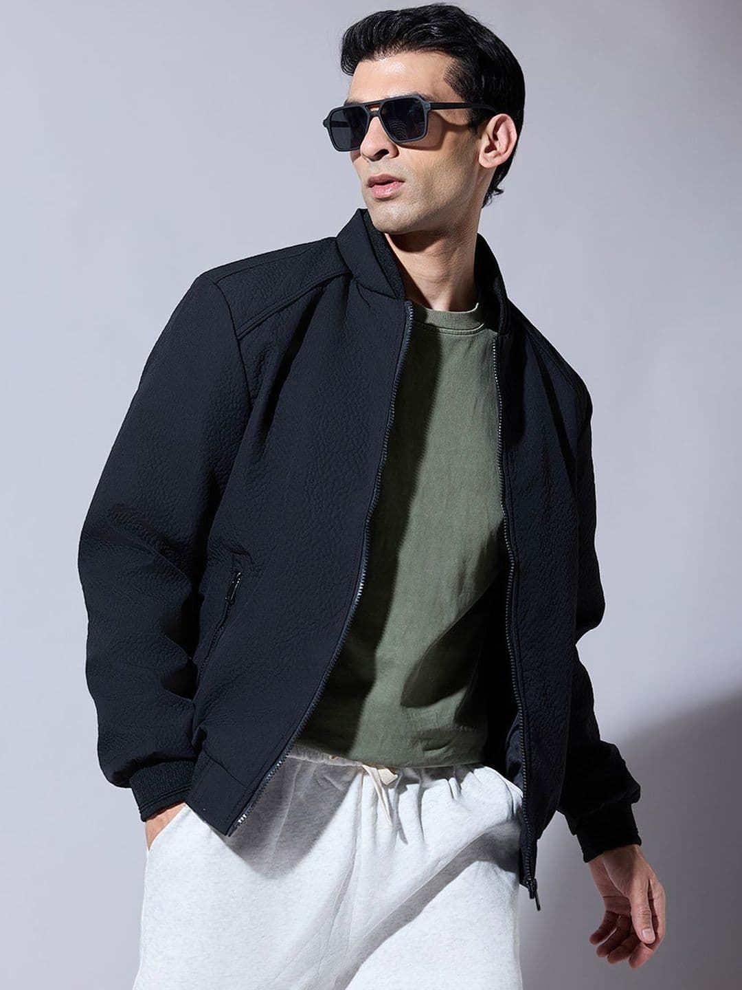 SHOWOFFFF Men Lightweight Outdoor Bomber Jacket - view 1