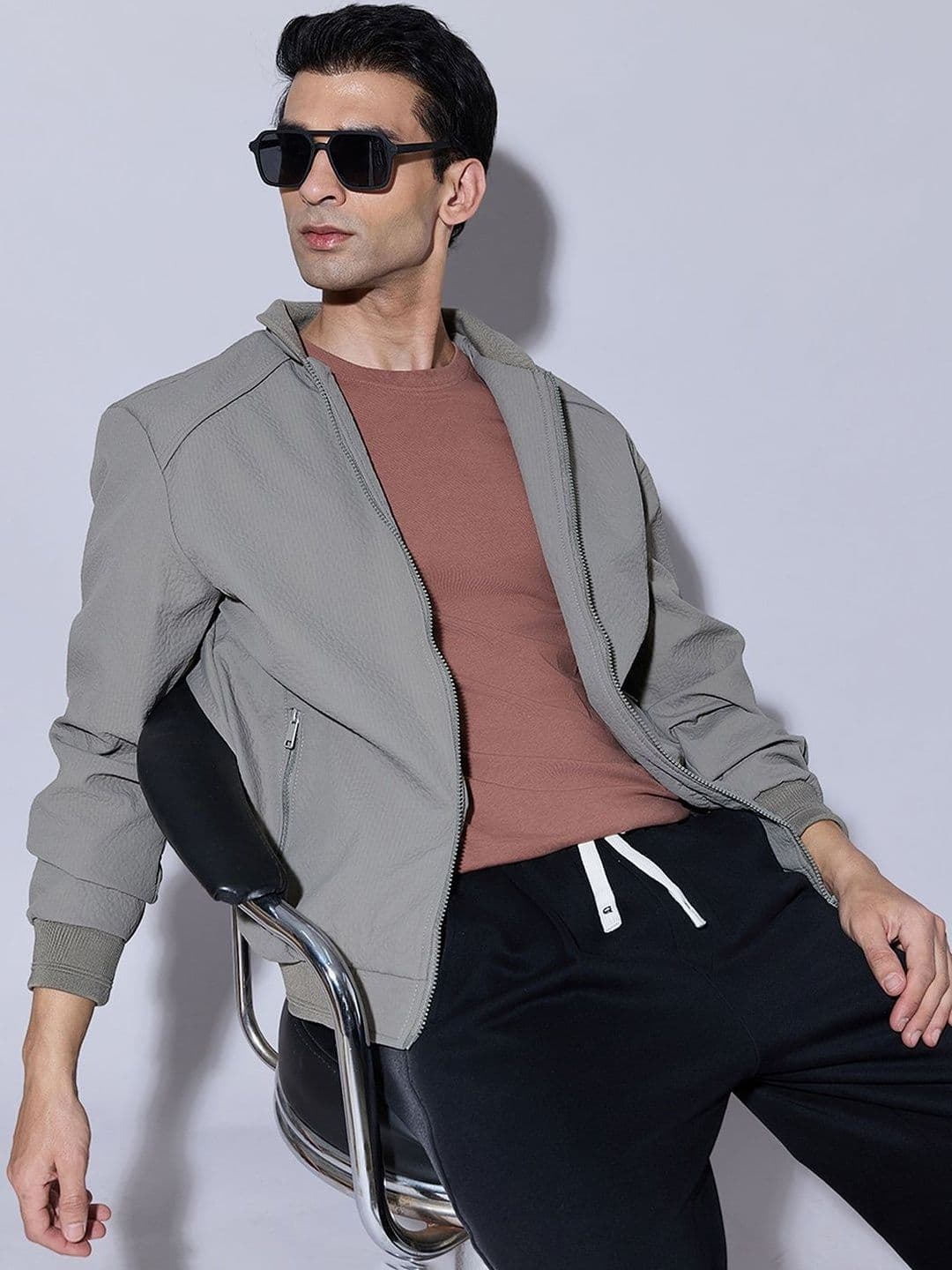 SHOWOFFFF Lightweight Outdoor Bomber Jacket - view 1