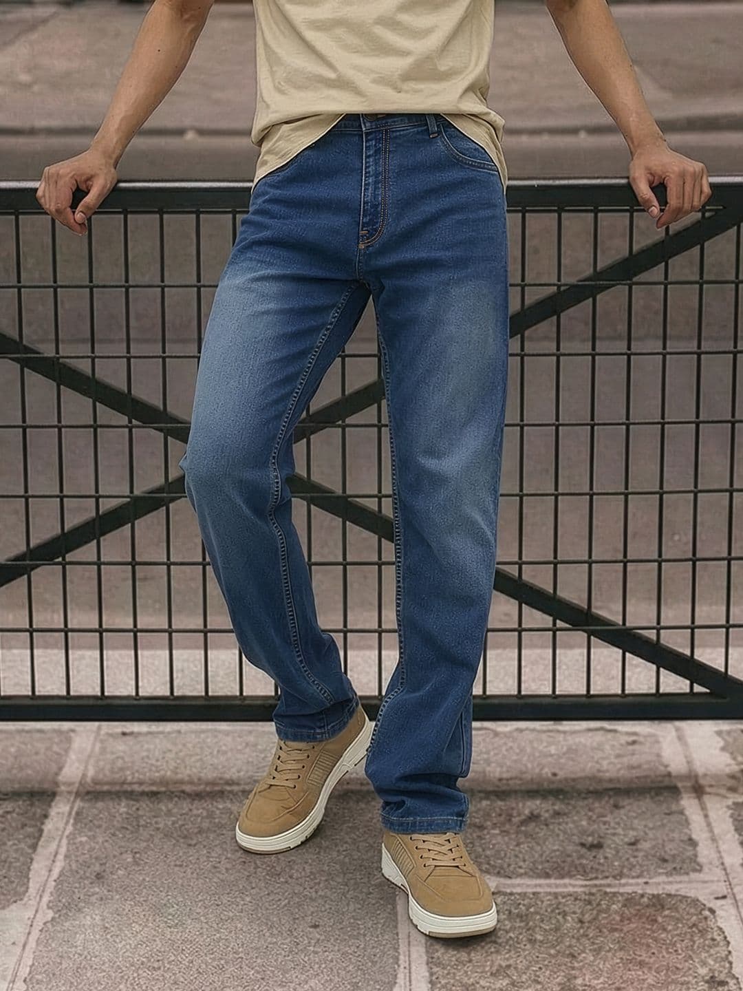 The Roadster Life Co. Men Mid-Rise Light Fade Relaxed Fit Stretchable Jeans - view 1