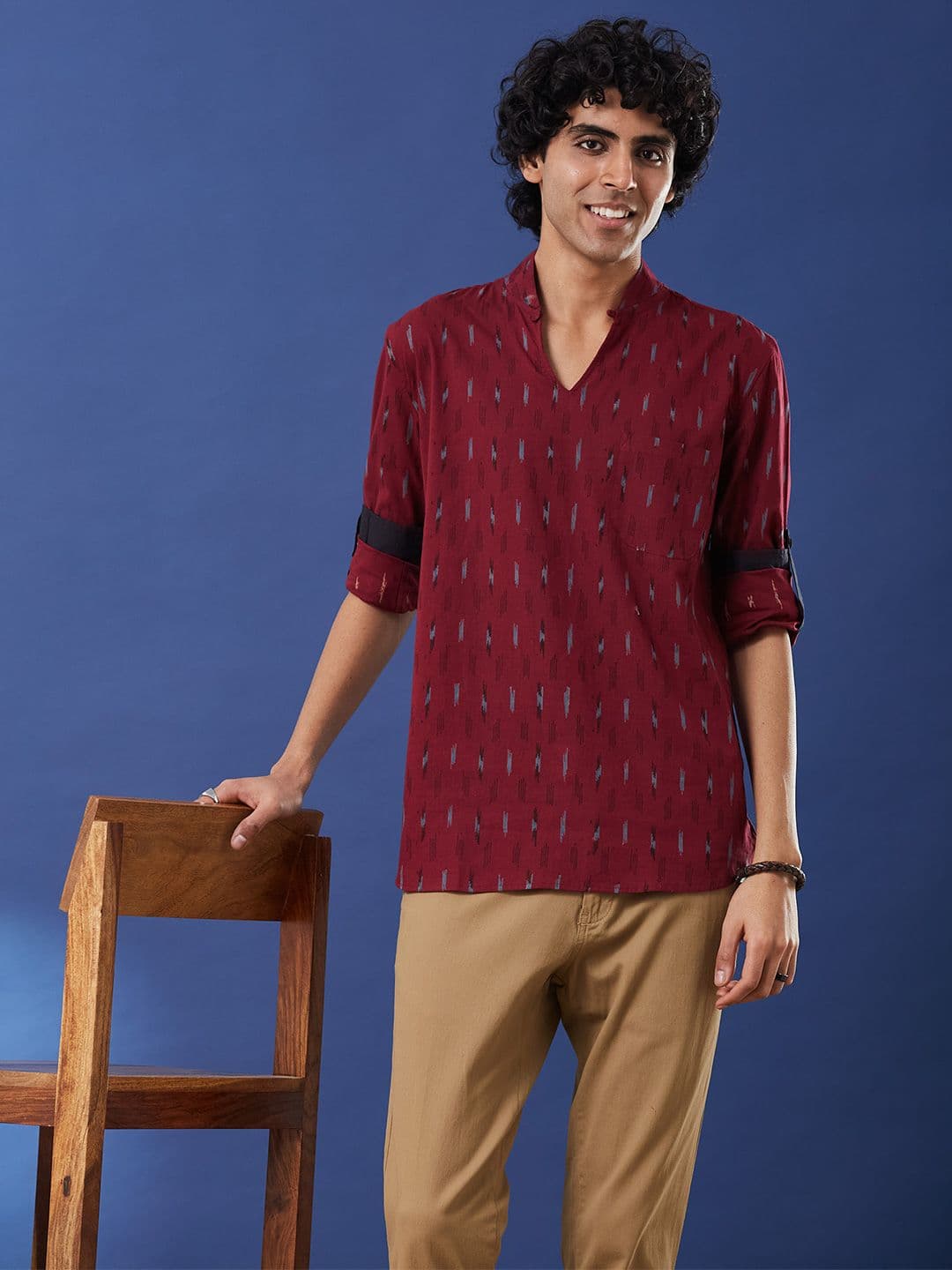 Taavi Men Ikat Style Handblock Printed Pure Cotton Short Kurta - view 1