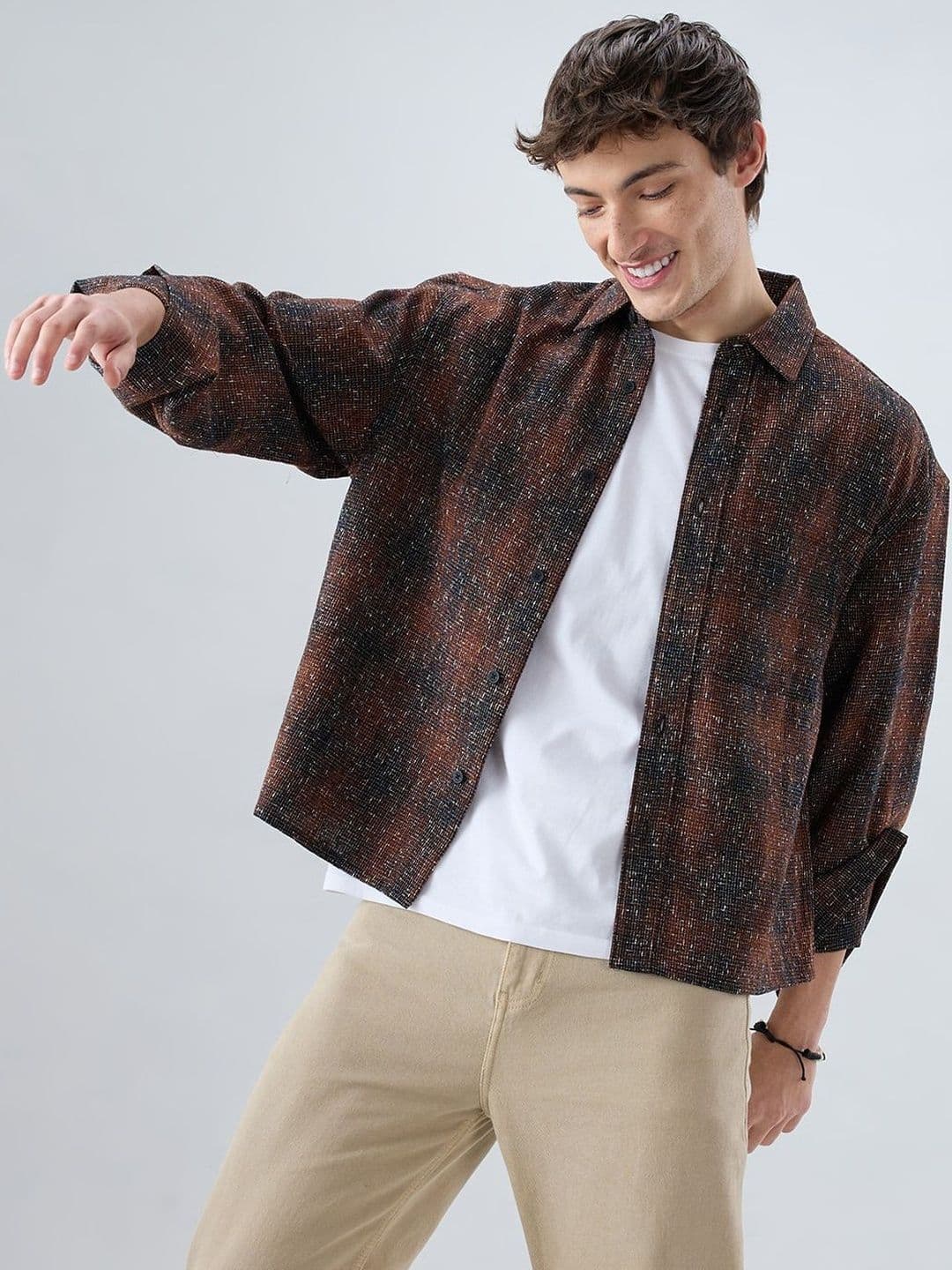 VASTRADO Men Classic Boxy Casual Shirt - view 1