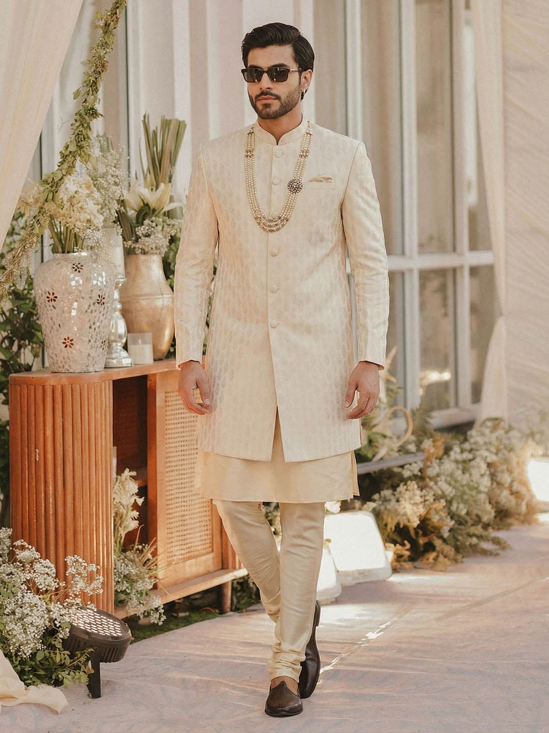 KISAH Men Self-Design Cotton Indowestern Sherwani Set - view 1