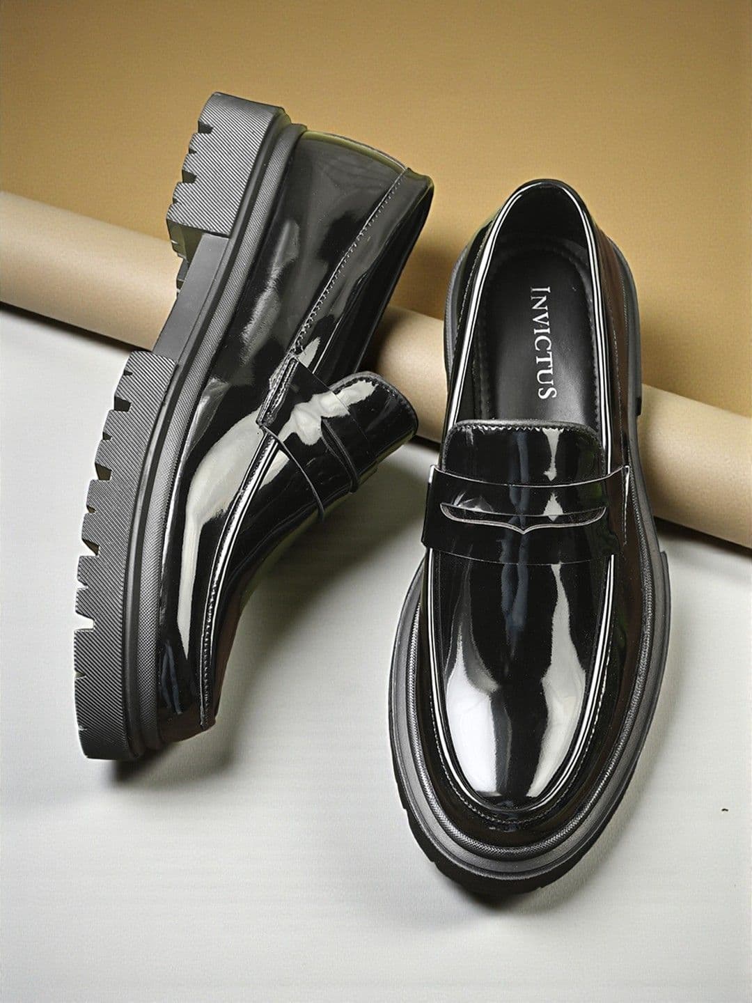 INVICTUS Men Patent Leather Round-Toe Formal Loafers - view 1