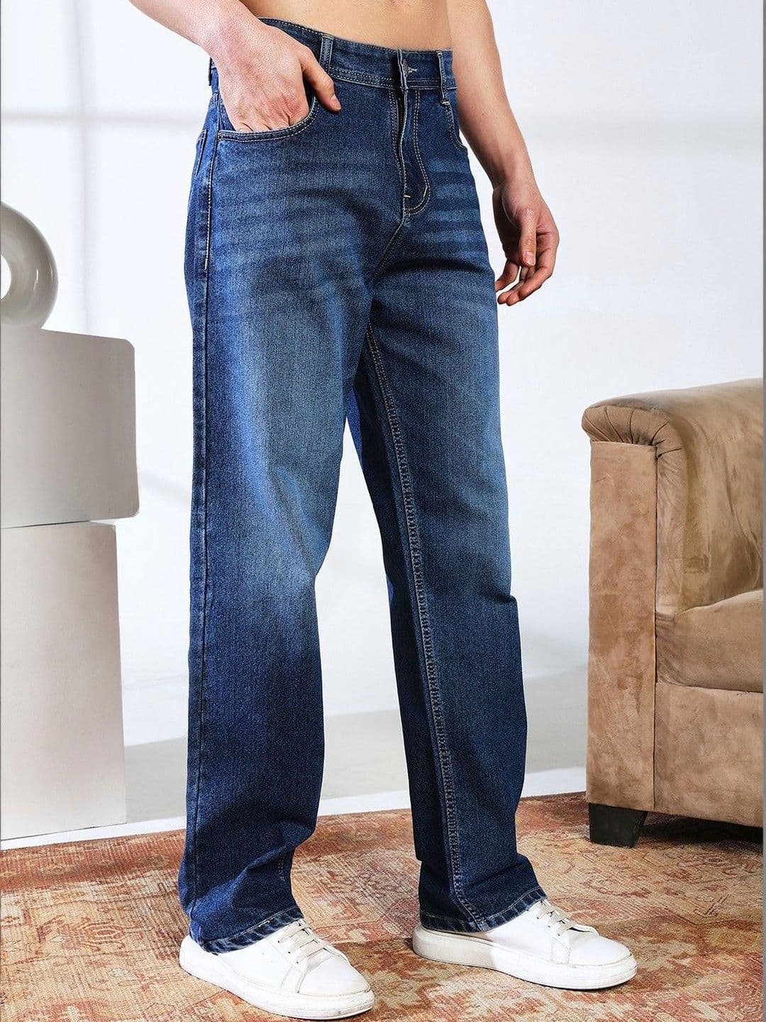 DENIMLOOK Men Jean Relaxed Fit Mid-Rise Light Fade Stretchable Jeans - view 1