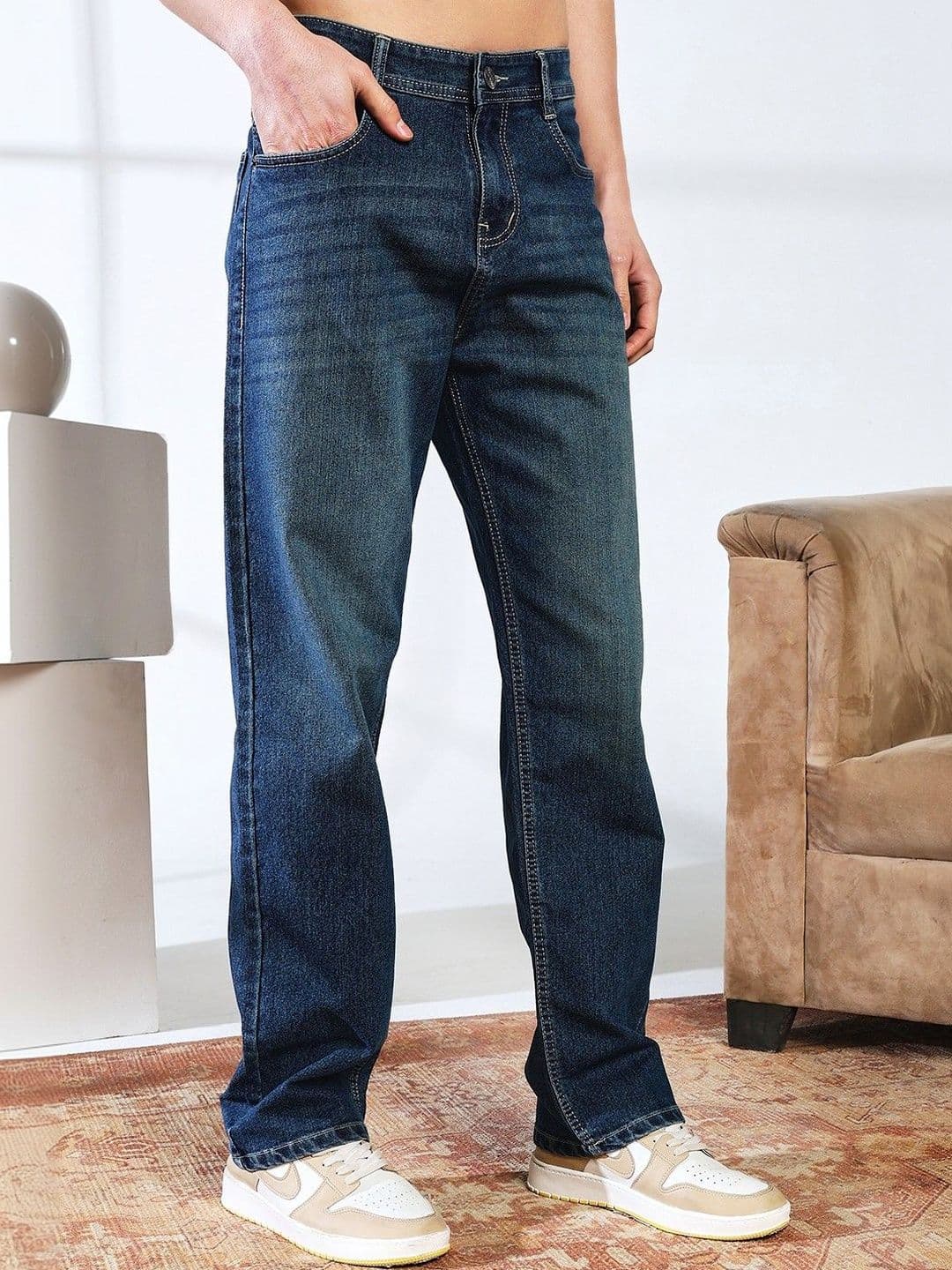 DENIMLOOK Men Jean Relaxed Fit Mid-Rise Light Fade Stretchable Jeans - view 1