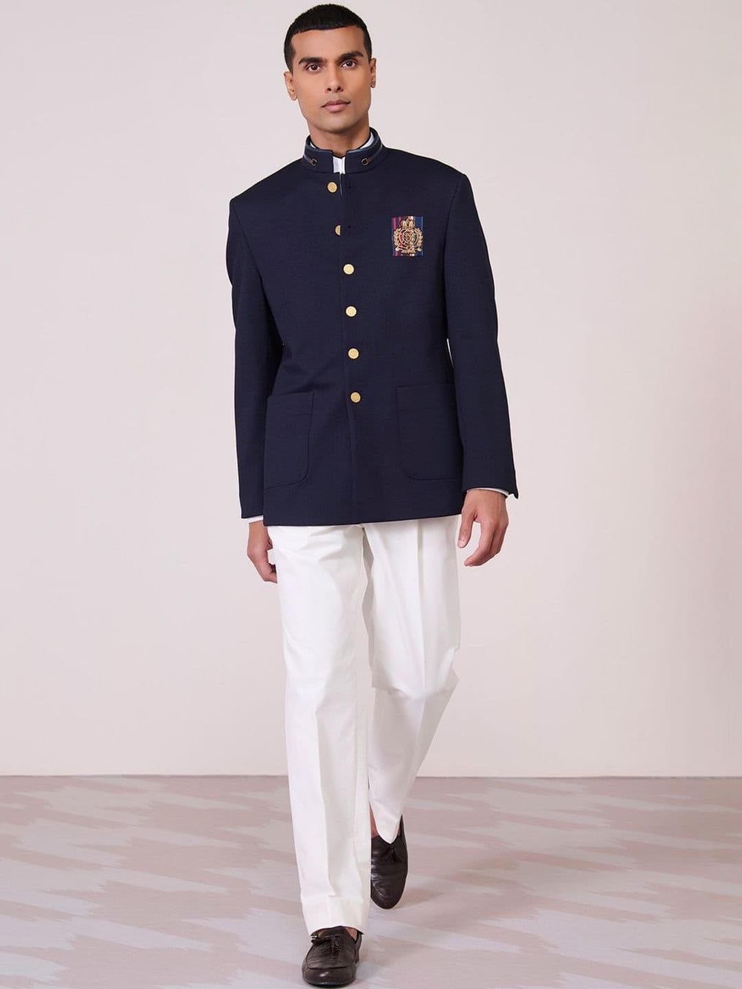 S&N by Shantnu Nikhil Men Knitted and Woven Jacket - view 1
