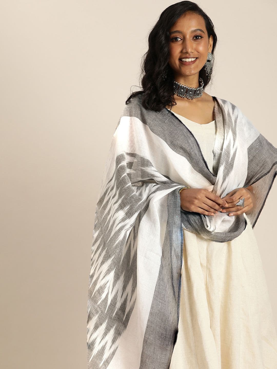 Taavi White & Black Ethnic Motifs Woven Design Pure Cotton Ikat Dupatta - view 1