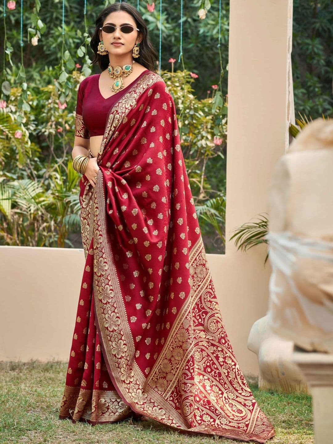 SZN Paisley Zari Silk Blend Heavy Work Banarasi Saree - view 1