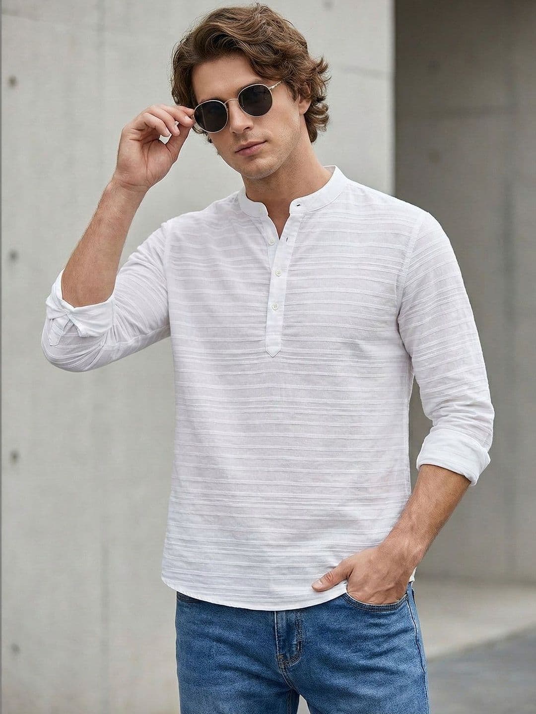 Vida Loca Men Striped Thread Work Kurta - view 1
