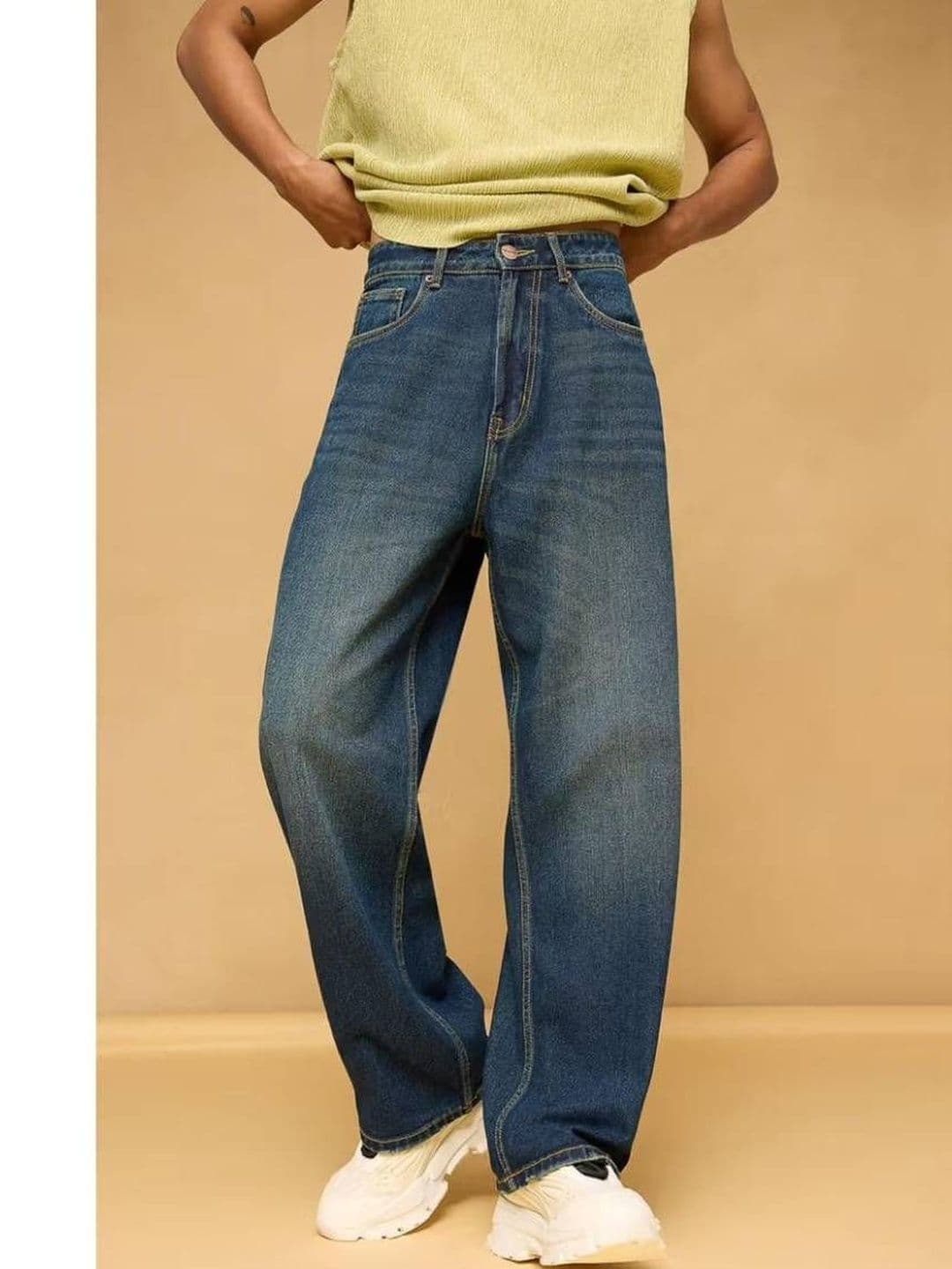 me Queen Men Straight Fit Mid-Rise Light Fade Jeans - view 1