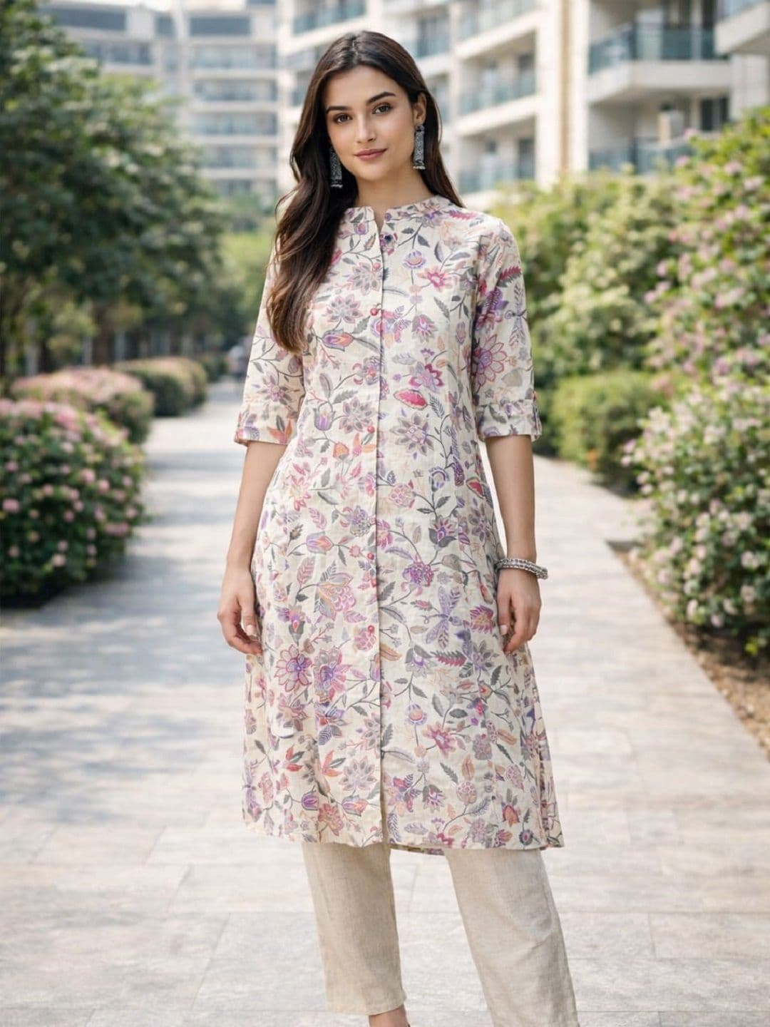 Sangria Off White Floral Printed Mandarin Collar Cotton A-Line Kurta - view 1