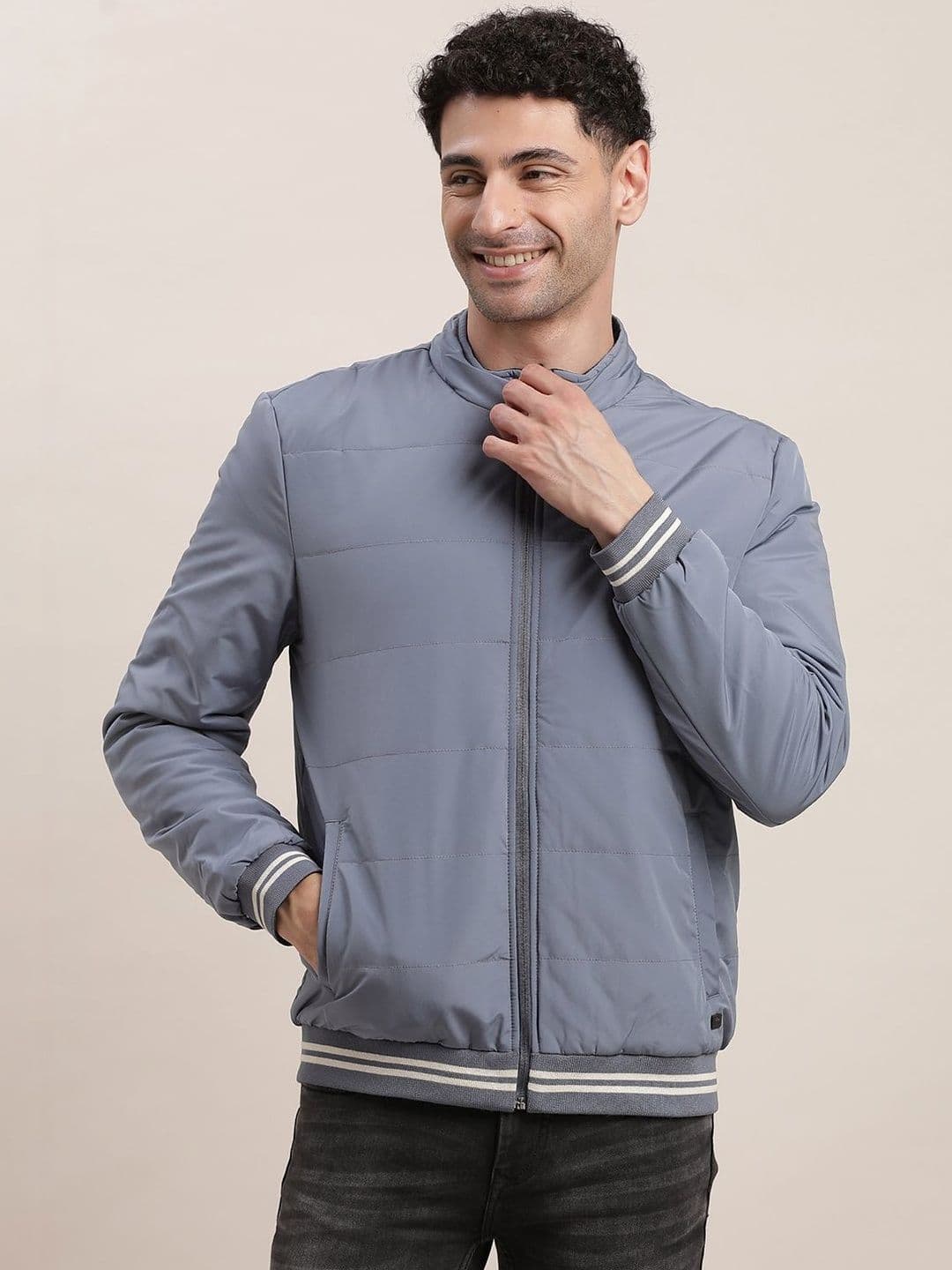 Turtle Men Colourblocked Lightweight Bomber Jacket - view 1