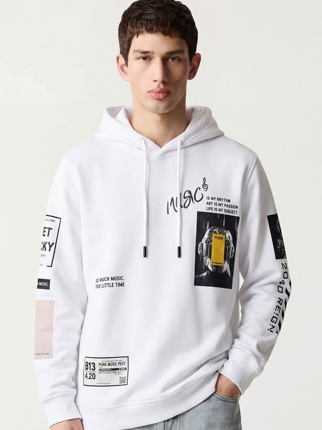 HIGHLANDER Men White Printed Hooded Sweatshirt - view 1