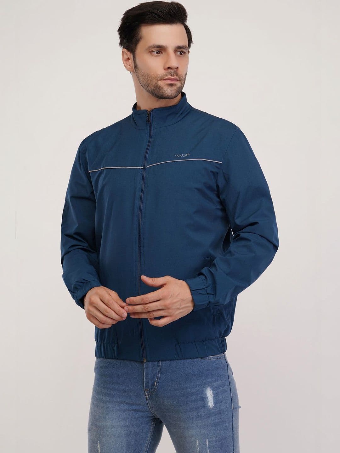 YAQR Men Lightweight Sporty Jacket - view 1